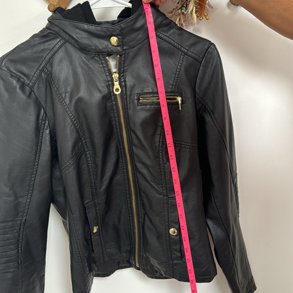 Guess Women’s Animal Friendly “Leather” Hooded Jacket, Size medium - Picture 5 of 7